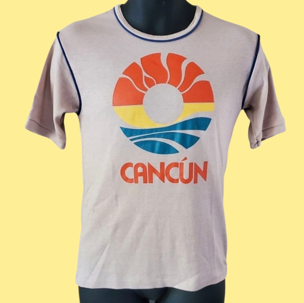 Vintage vacation tourist Cancun tee YACHT ROCK unisex large